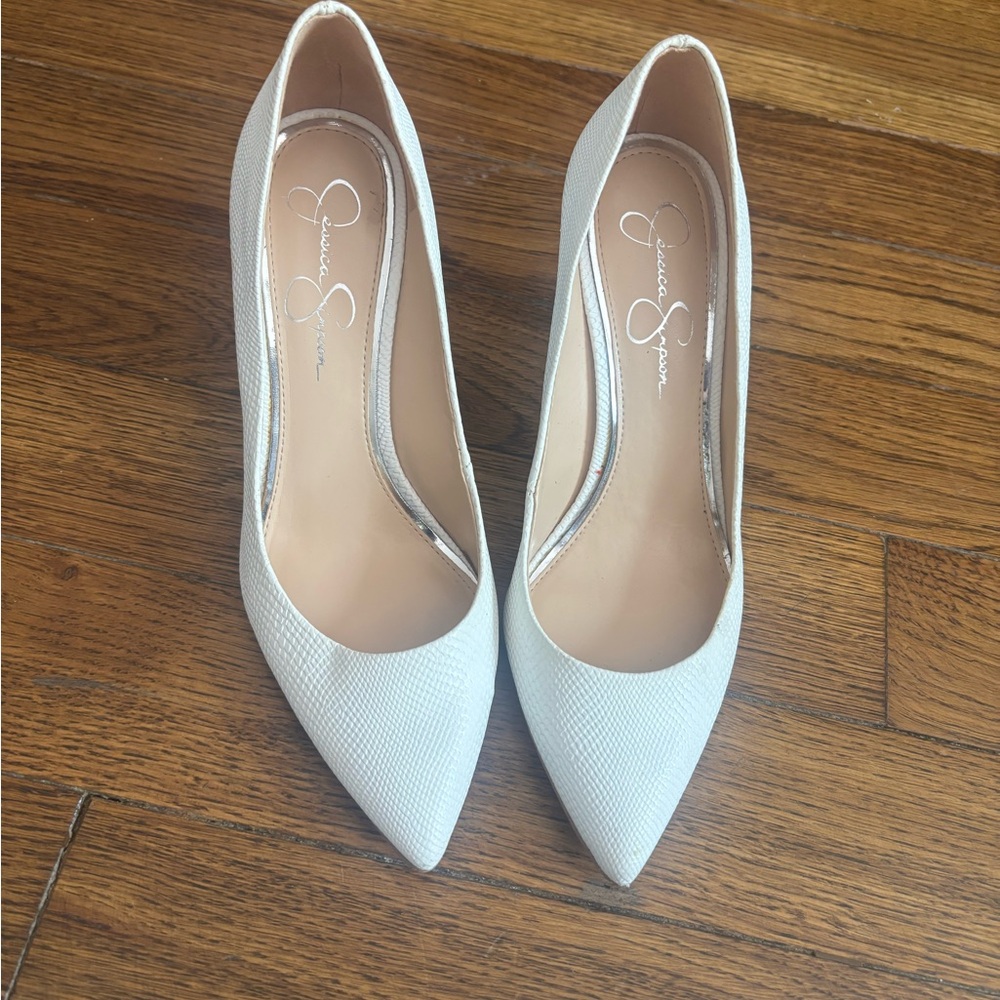 Shoes - Picture 2 of 5